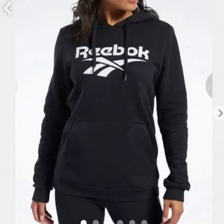 リーボッククラシック(Reebok CLASSIC)のパーカー　リーボック　クラシックス　ブラック　レディース  　長袖　秋　トップス(パーカー)