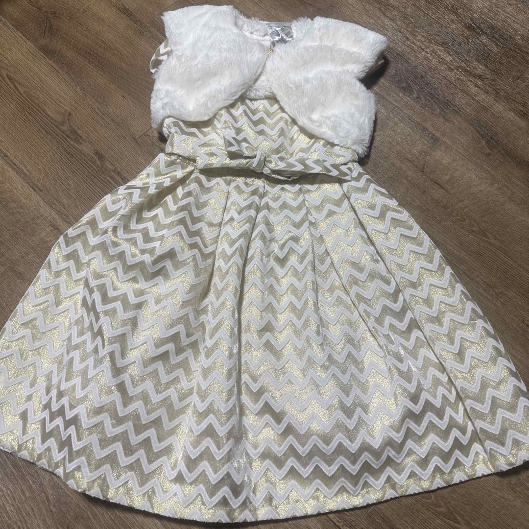 ドレス ボレロセット ゴールド 130-140cm 中古品 キッズ/ベビー/マタニティのキッズ服女の子用(90cm~)(ドレス/フォーマル)の商品写真