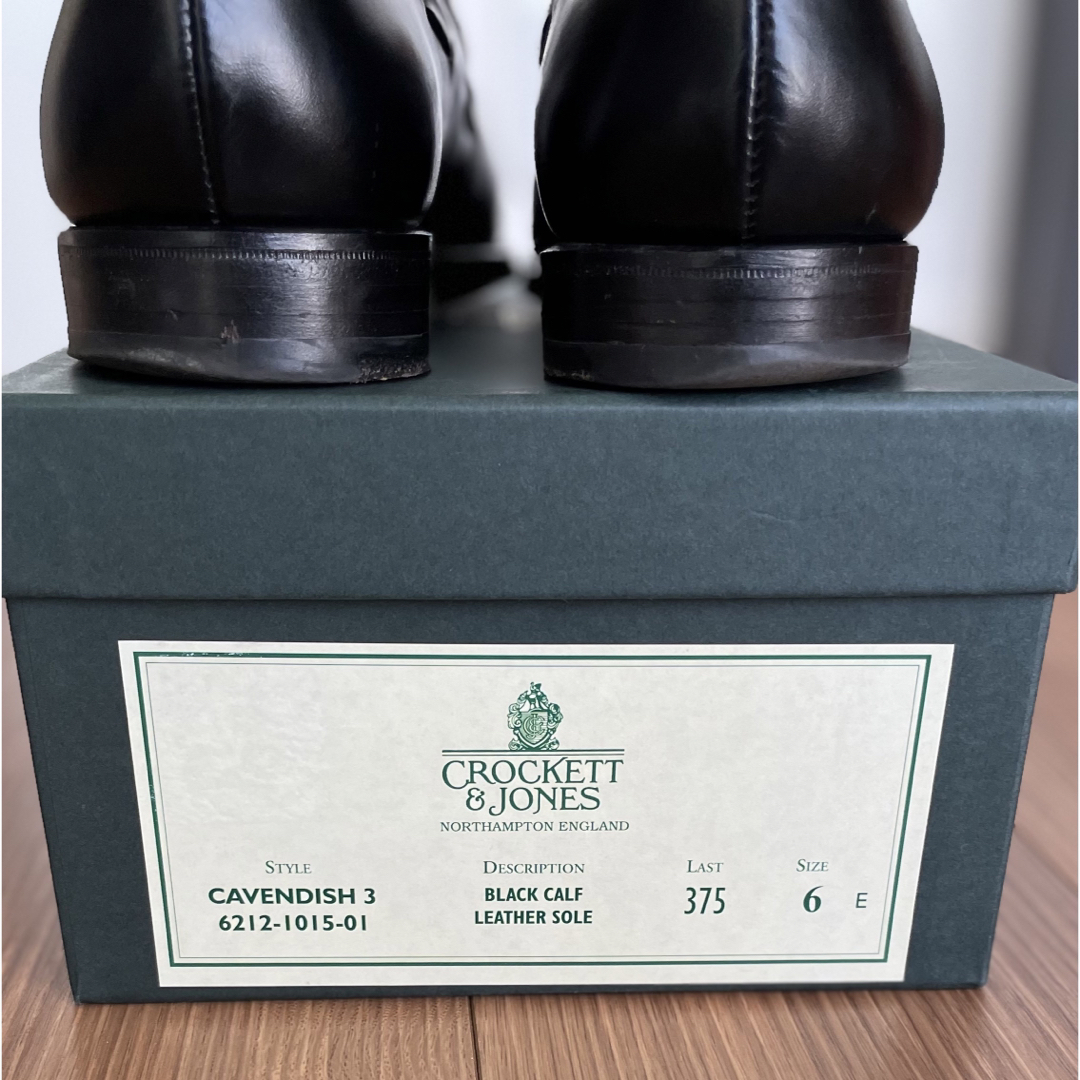 Crockett&Jones(クロケットアンドジョーンズ)のCrockett&Jones CAVENDISH3 ブラックカーフ 6 美品 メンズの靴/シューズ(ドレス/ビジネス)の商品写真