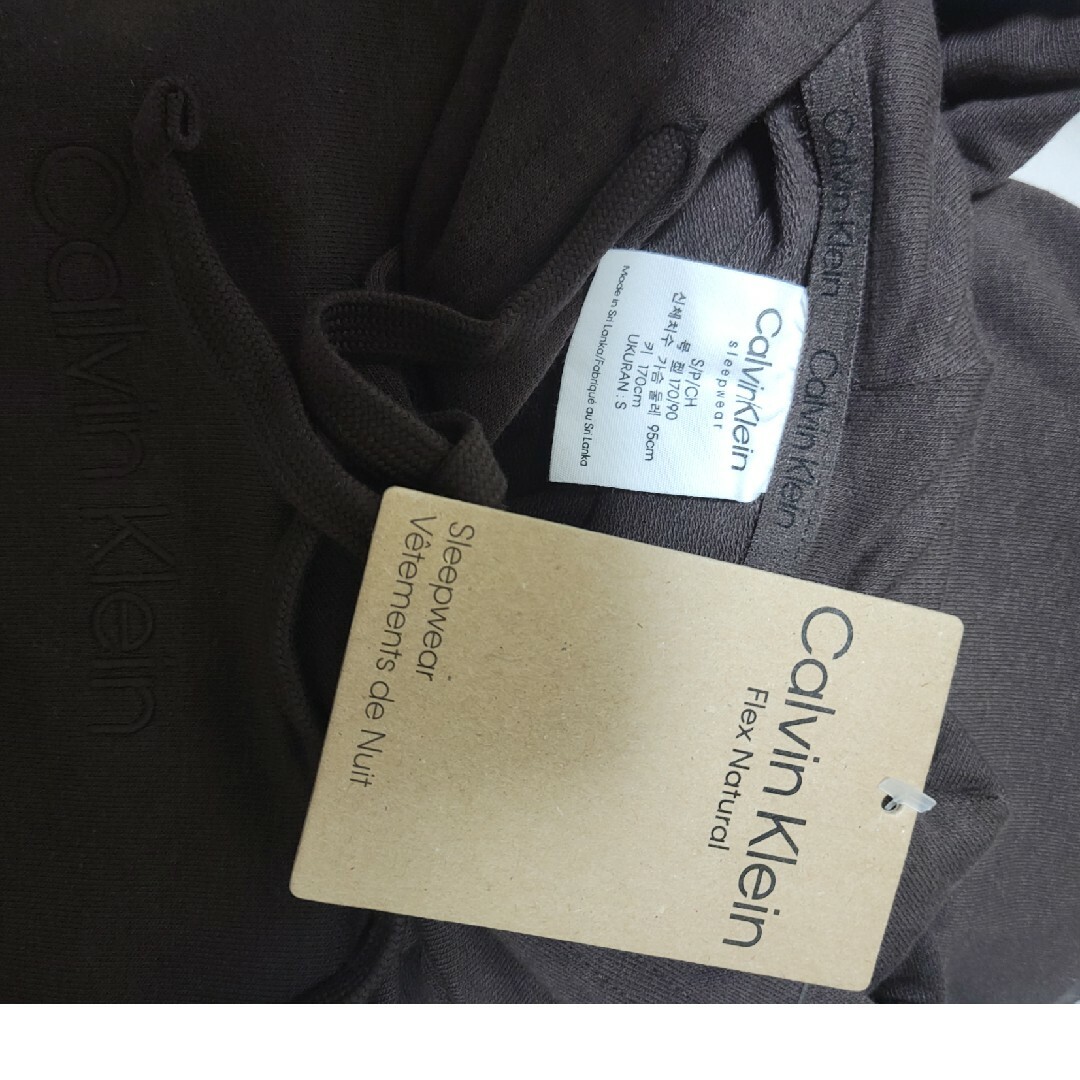 新品 Calvin klein カルバンクラインロゴ　スウェット　フーディー 6