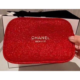 CHANEL❤︎クリスマス　マルチポーチ ♡箱なし