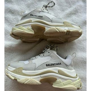 Balenciaga - 最終お値下げ！ BALENCIAGA triple s スニーカー 36の