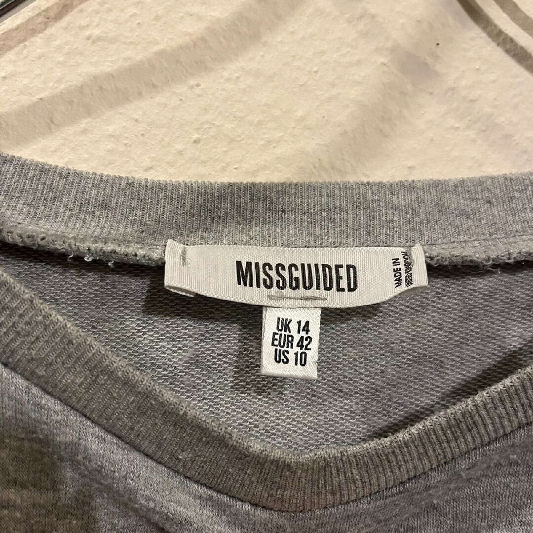 MISSGUIDED　スウェット　グレー　灰色 レディースのトップス(トレーナー/スウェット)の商品写真