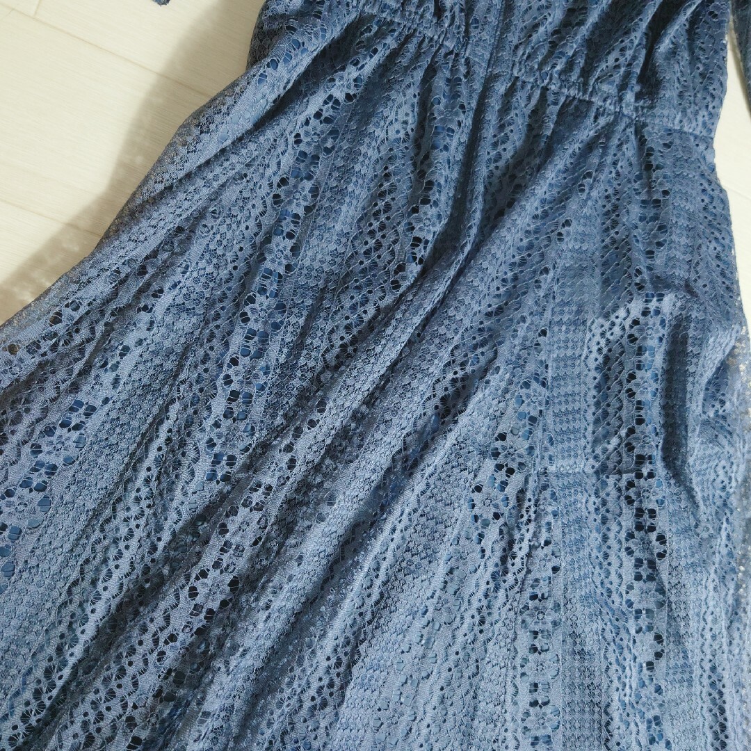 AIMER(エメ)の美品♡Aimer　ロングレースワンピース　ドレス　袖あり　ブルー　結婚式 レディースのフォーマル/ドレス(ロングドレス)の商品写真