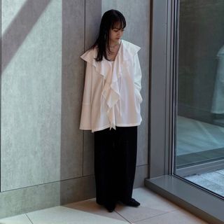 louren volume frill over blouse(シャツ/ブラウス(長袖/七分))