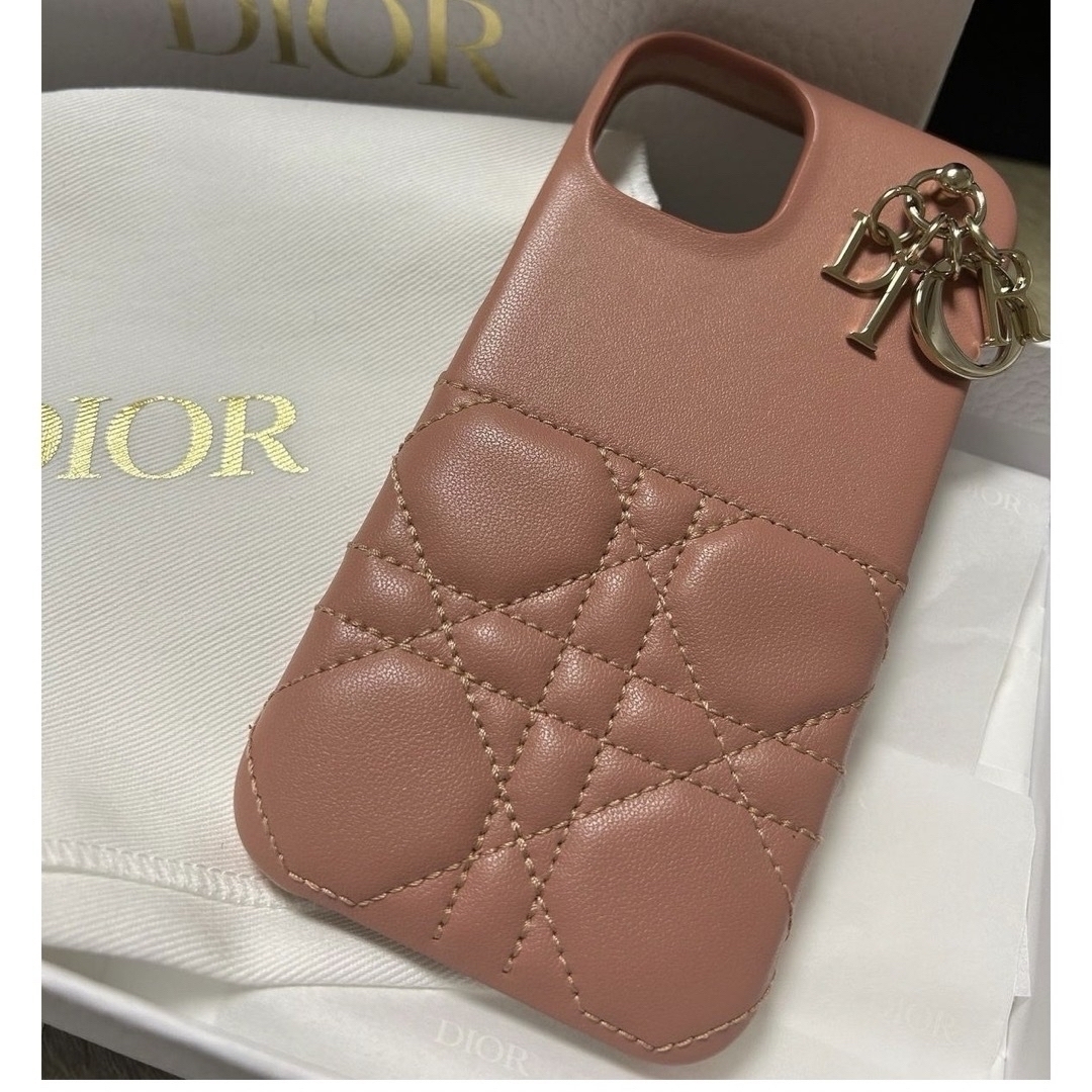 Christian Dior(クリスチャンディオール)の新品未使用・DIOR レディディオールiPhoneケース iPhone14 スマホ/家電/カメラのスマホアクセサリー(iPhoneケース)の商品写真