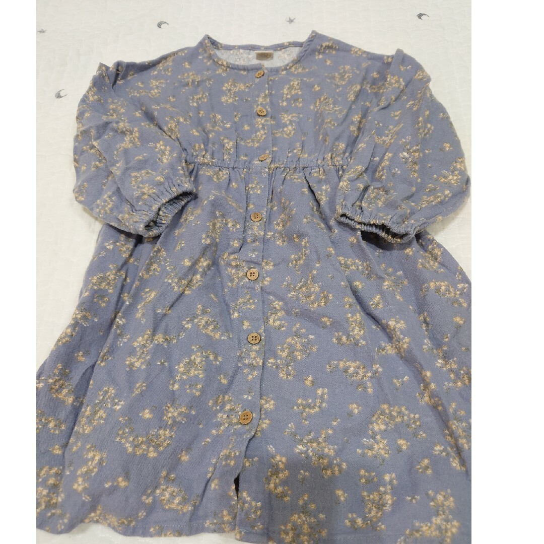 tete a tete(テータテート)のテータテート　花柄ワンピース　100 キッズ/ベビー/マタニティのキッズ服女の子用(90cm~)(ワンピース)の商品写真