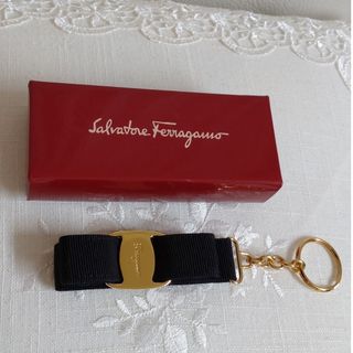 サルヴァトーレフェラガモ(Salvatore Ferragamo)のSalvatore Ferragamo　フェラガモ　ヴァラ　キーホルダー(キーホルダー)