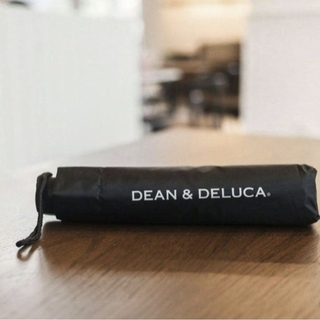 ディーンアンドデルーカ(DEAN & DELUCA)のDEAN&DELUCA ディーン＆デルーカ　折りたたみ傘　日本未発売　タイ(傘)