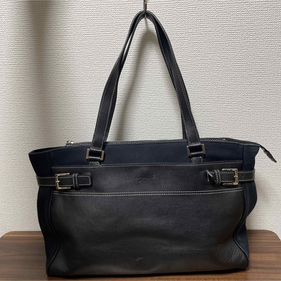 agnes b.(アニエスベー)のアニエスベー ハンドバッグ レザーキャンバス 黒VOYAGE ロゴ型押し レディースのバッグ(トートバッグ)の商品写真