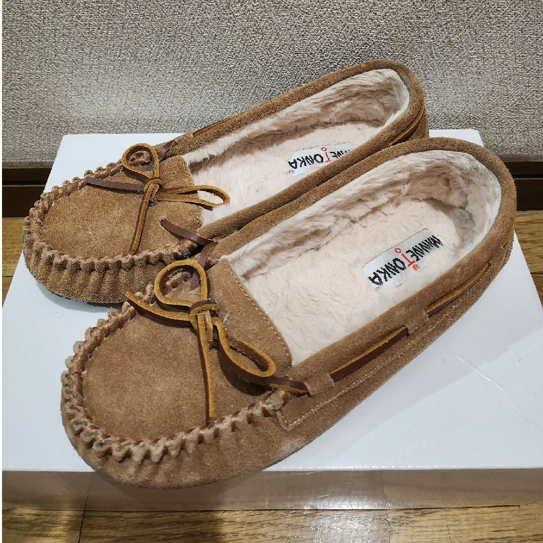 Minnetonka(ミネトンカ)のMINNETONKA レディースの靴/シューズ(スリッポン/モカシン)の商品写真