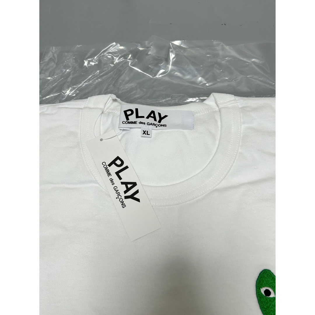 COMME des GARCONS(コムデギャルソン)のメンズXL半袖Tシャツ★新品★送料込★プレイコムデギャルソンPLAY  メンズのトップス(Tシャツ/カットソー(半袖/袖なし))の商品写真