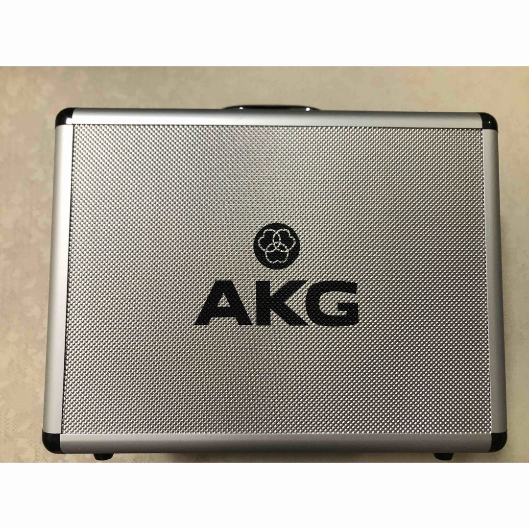 C414 XLS AKG コンデンサーマイク ショックマウントやポップガード付-