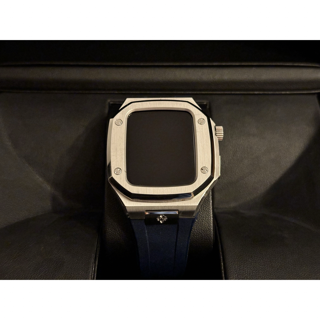 Apple Watchケース　ゴールデンコンセプト　40mm 黒　ラバー
