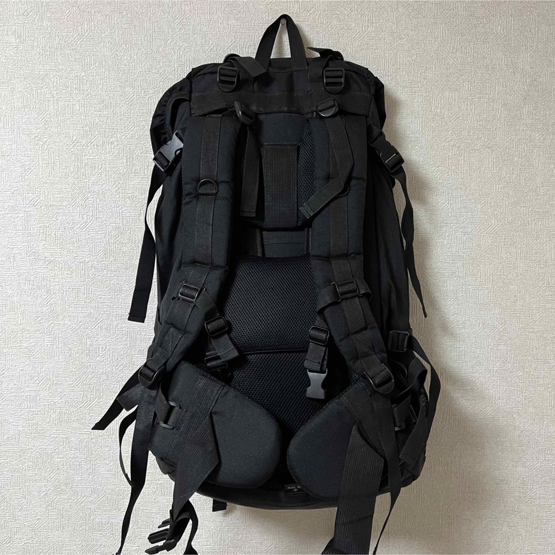 narcist animal 登山バックパック 80l スポーツ/アウトドアのアウトドア(登山用品)の商品写真