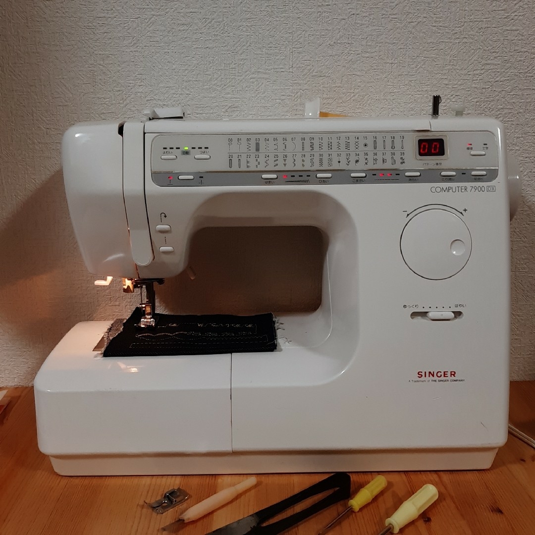 SINGER シンガー 7900DX コンピュータミシン ミシン本体-