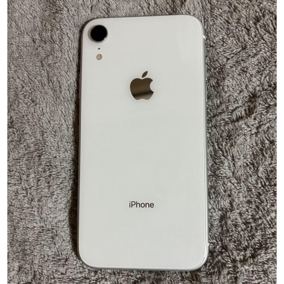 iPhone - iPhone XR White 128GB docomo の通販 by るーshop｜アイ