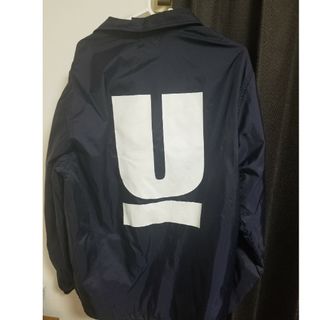 アンダーカバー(UNDERCOVER)のアンダーカバー コーチジャケット Uロゴ バックロゴ  黒 M ブルゾン(ナイロンジャケット)