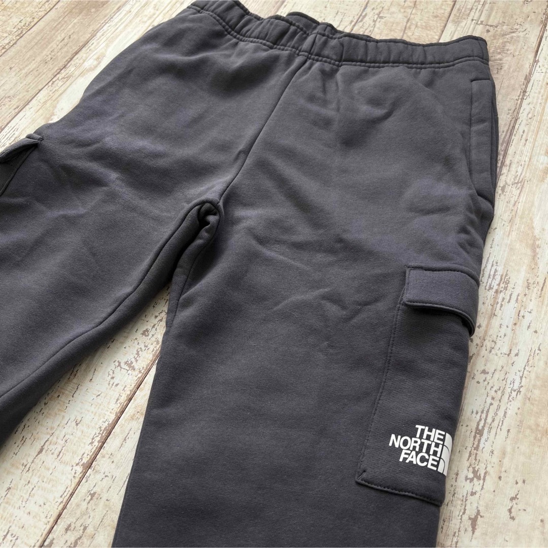 【海外限定】TNF カーゴパンツ メンズ ジュニア グレー 170