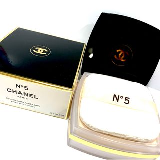 シャネル ボディパウダーの通販 100点以上 | CHANELのコスメ/美容を