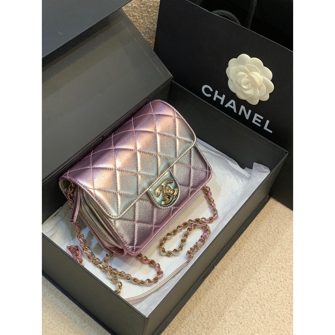 CHANEL - シャネル マトラッセ トッミニフラップ チェーンショルダー シ