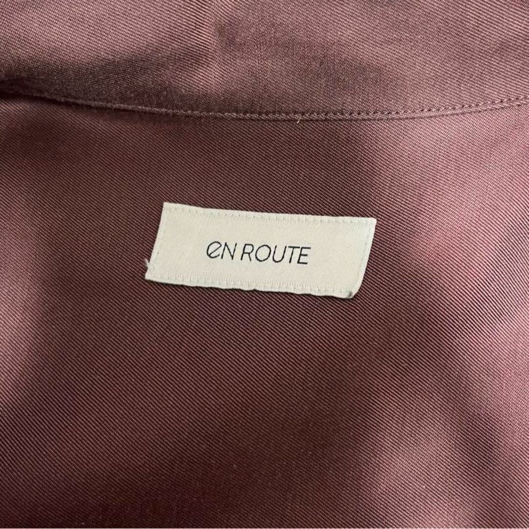 EN ROUTE(アンルート)の【送料無料・完売品】EN ROUTE（アンルート）  ツイルポケットシャツ　M メンズのトップス(シャツ)の商品写真