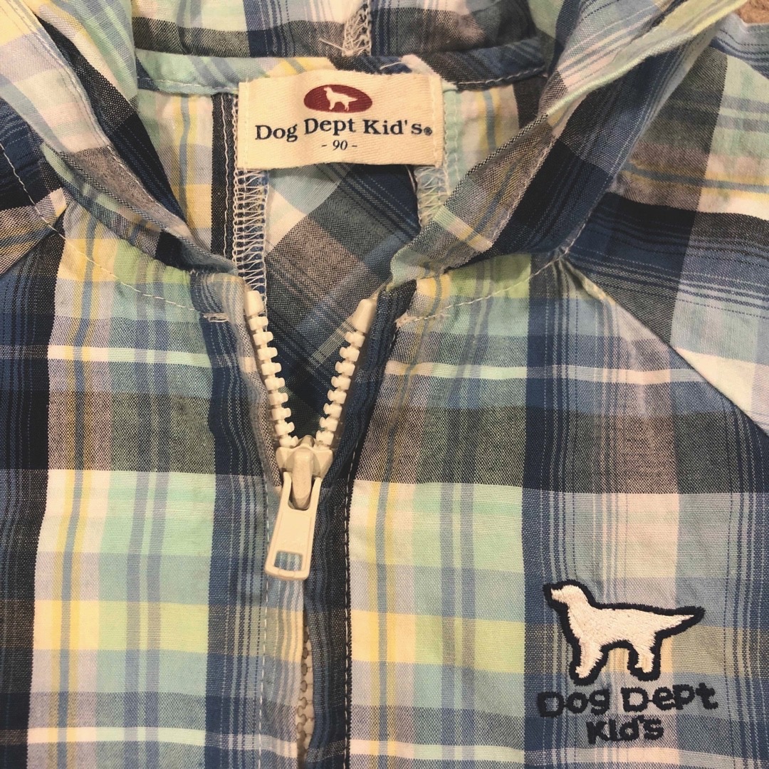 DOG DEPT(ドッグデプト)のDog Dept  ドッグデプト　パーカー　水色チェック　90  送料無料 キッズ/ベビー/マタニティのキッズ服男の子用(90cm~)(ジャケット/上着)の商品写真