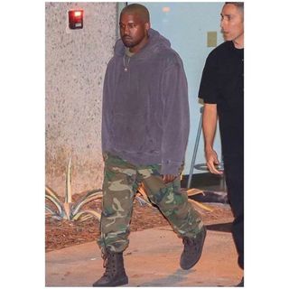 yeezy season3 size xs カモ パーカー Kanye gap