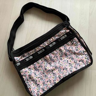 レスポートサック(LeSportsac)の【美品】PEANUTS×LeSportsacレスポ　ショルダーバッグ(ショルダーバッグ)