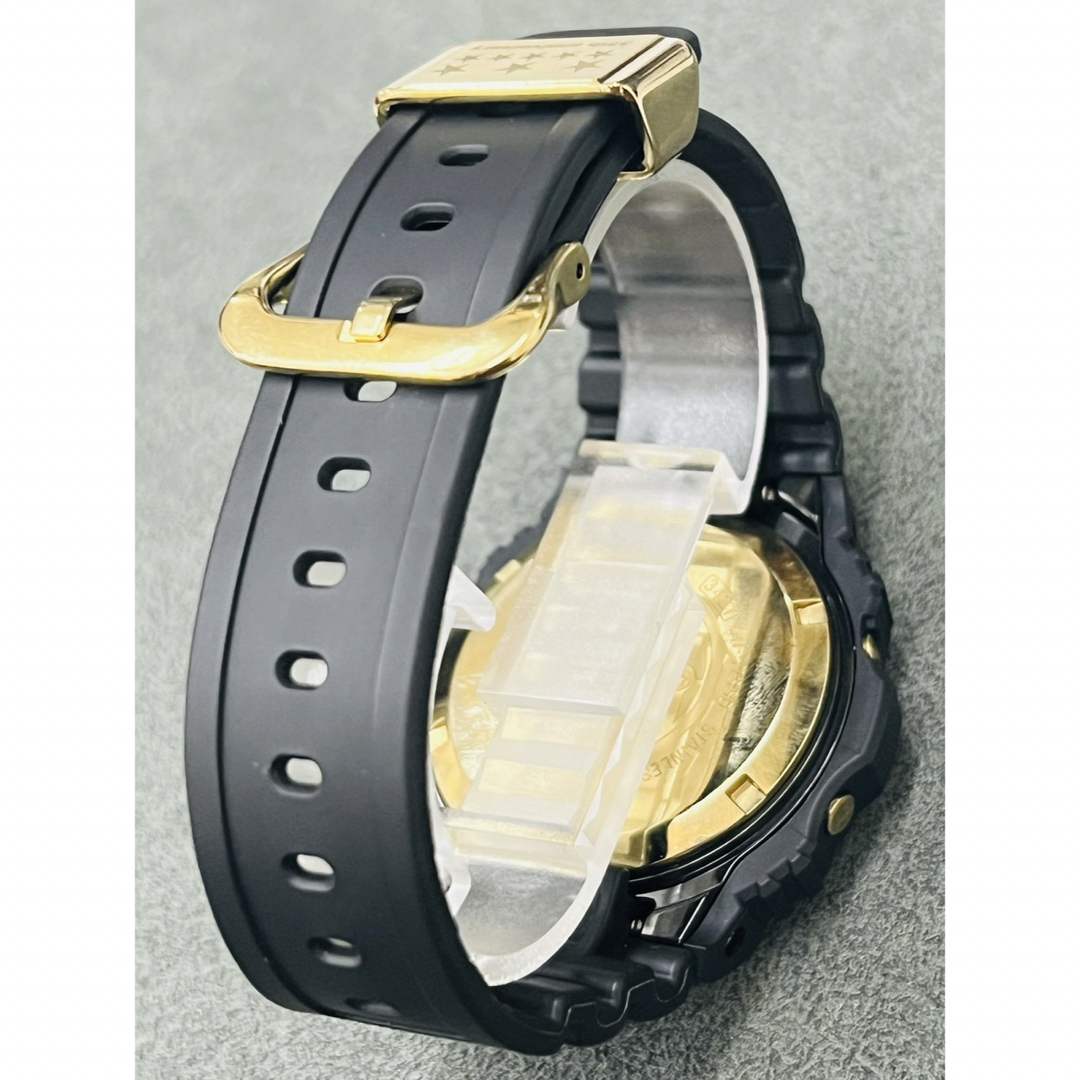 G-SHOCK(ジーショック)のG-SHOCK 35周年記念 オリジンゴールド DW-5735D-1BDR  メンズの時計(腕時計(デジタル))の商品写真