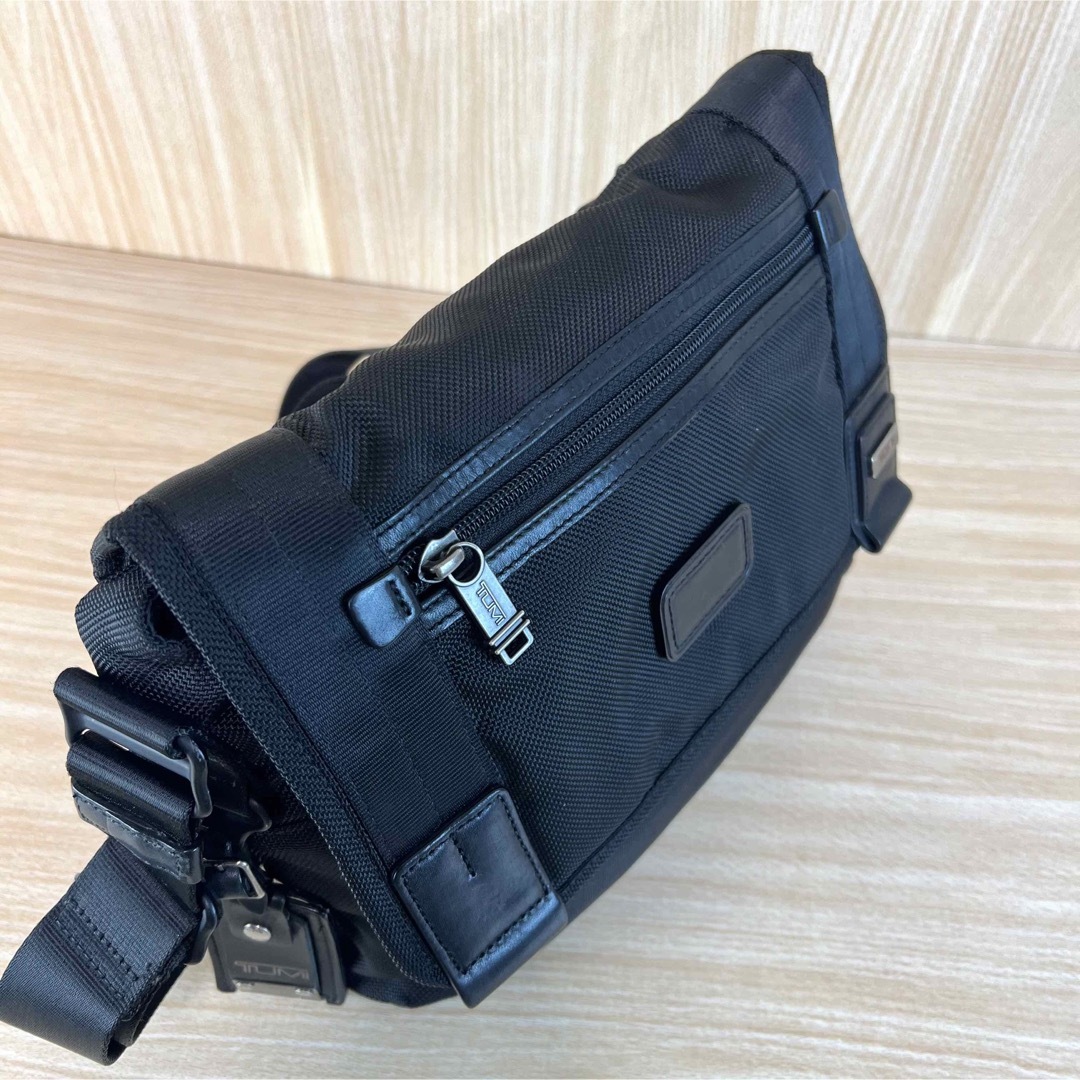 TUMI - 【希少】TUMI ALPHA BRABO 22371DH ボディバッグ 黒の通販 by