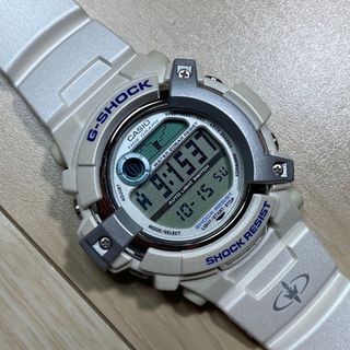 ジーショック(G-SHOCK)の【サーフィン・釣り】CASIO G-SHOCK TRIPLE CROWN 腕時計(腕時計(デジタル))