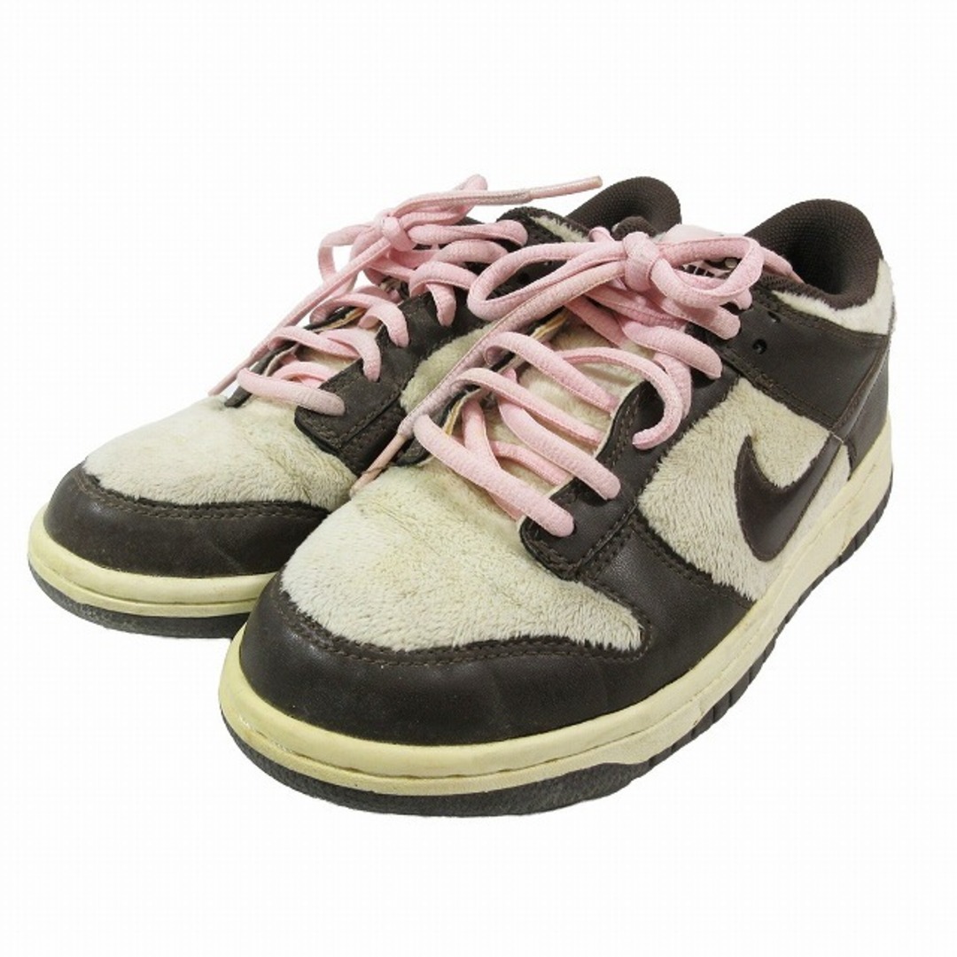 NIKE(ナイキ)のナイキ NIKE DUNK LOW GS Teddy Bear スニーカー レディースの靴/シューズ(スニーカー)の商品写真