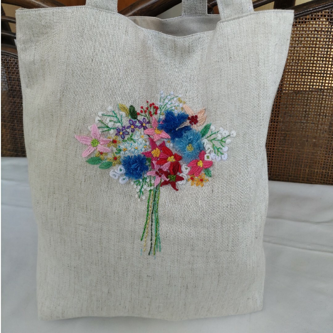 ハンドメイド　手刺繍　トートバッグ | フリマアプリ ラクマ