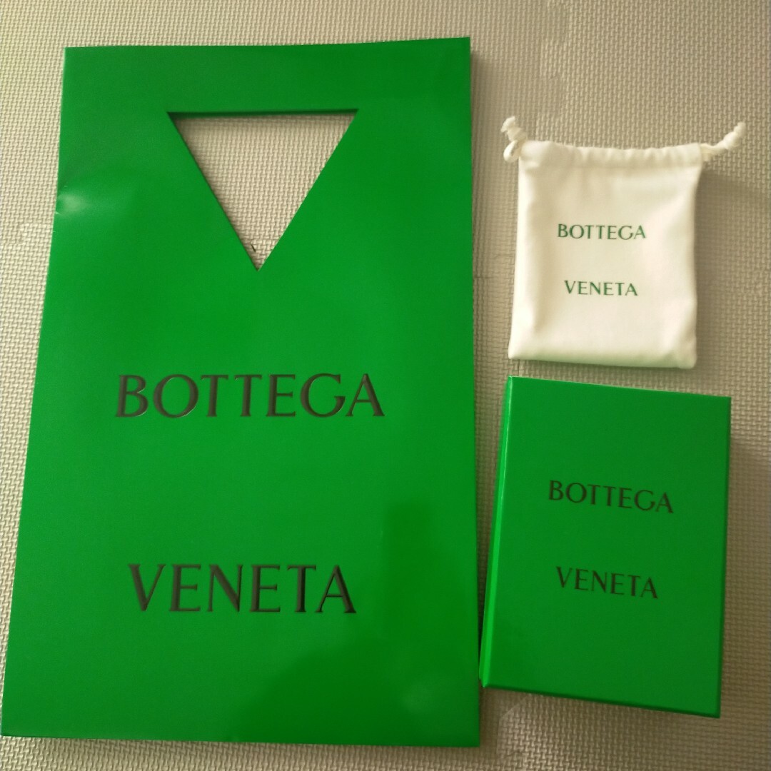 Bottega Veneta(ボッテガヴェネタ)のBOTTEGA VENETA ショップ袋・箱・保管袋 レディースのバッグ(ショップ袋)の商品写真