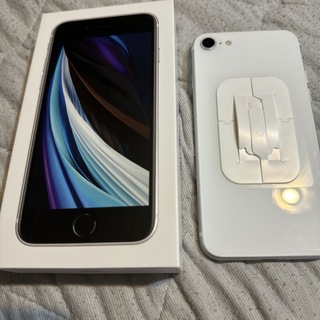 アイフォーン(iPhone)のiPhoneSE2 64GB ホワイト SIMフリー(スマートフォン本体)