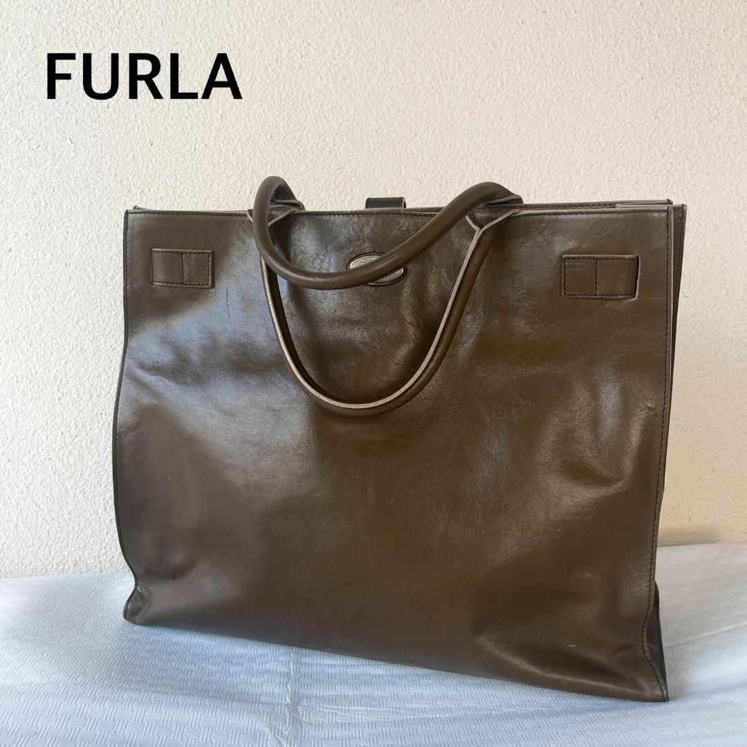 FURLA フルラ ハンドバッグ 茶　ブラウン　バッグ