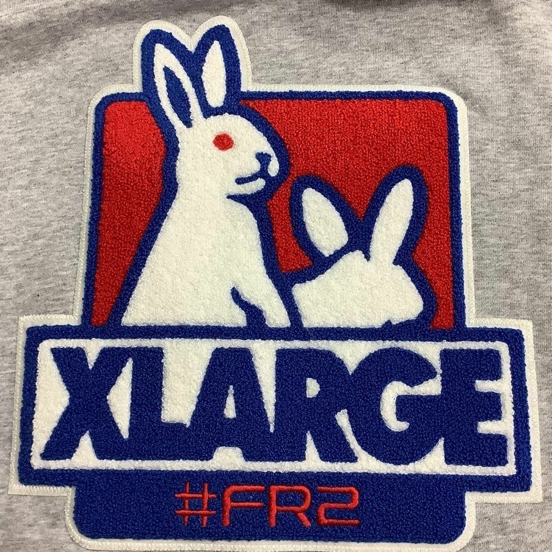 【限定コラボ】FR2×XLARGE ビックパイルロゴ 入手困難 希少パーカー