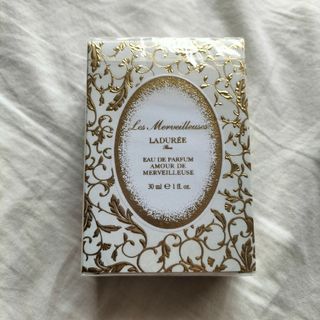 レメルヴェイユーズラデュレ(Les Merveilleuses LADUREE)のラデュレ　香水　オードパルファン　アムールドメルヴェイユーズ(香水(女性用))