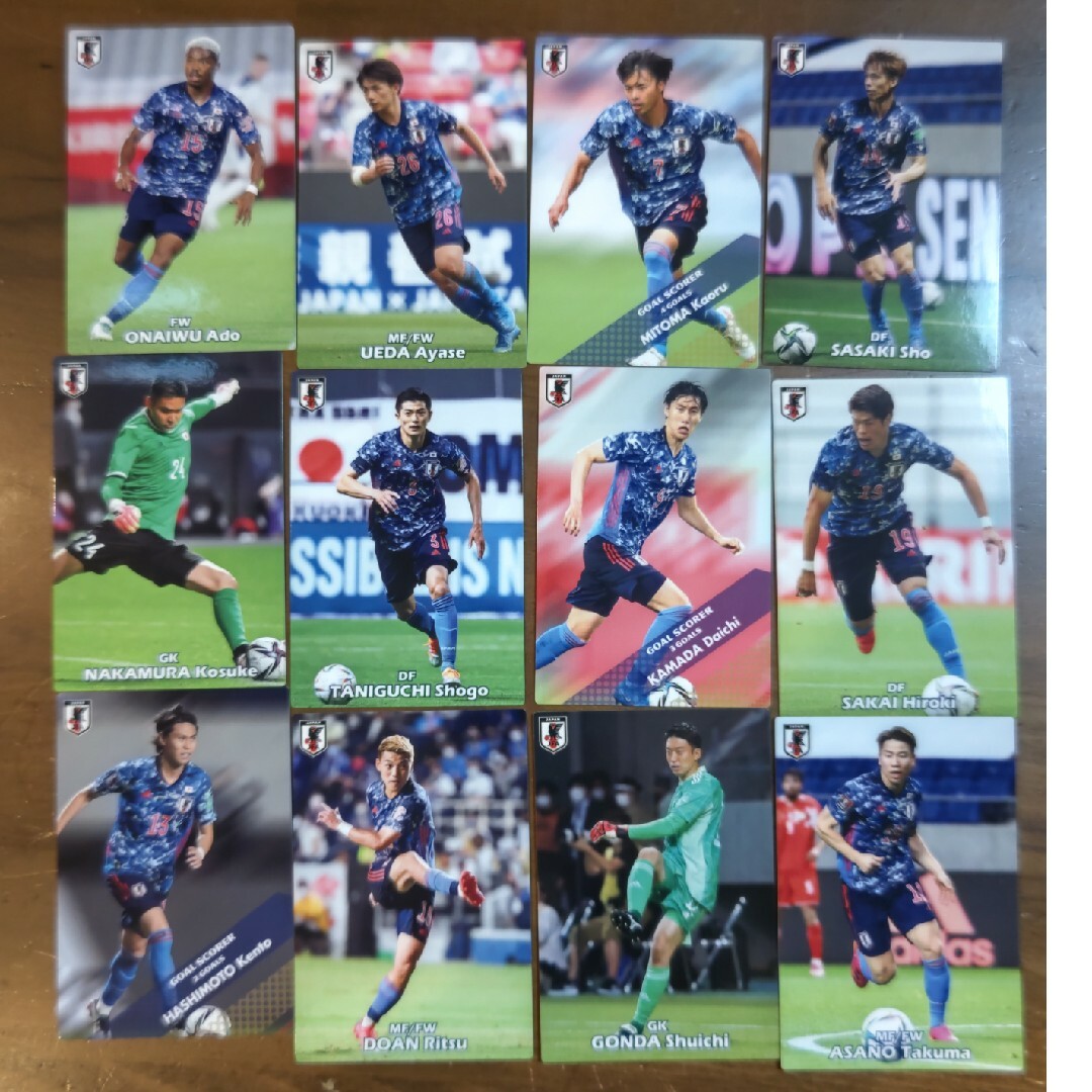 カルビー(カルビー)のサッカー日本代表チップス　カード　全22枚 エンタメ/ホビーのトレーディングカード(シングルカード)の商品写真