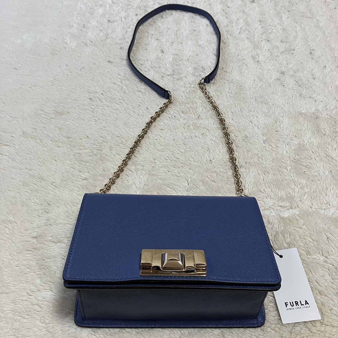 Furla(フルラ)の【新品・未使用】Furla フルラ  クロスボディ  チェーンショルダーバッグ レディースのバッグ(ショルダーバッグ)の商品写真