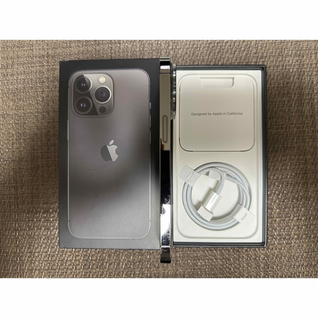 iPhone(アイフォーン)のiPhone 13 Pro グラファイト 128 GB SIMフリー スマホ/家電/カメラのスマートフォン/携帯電話(スマートフォン本体)の商品写真