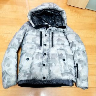 モンクレール(MONCLER)のMONCLER モンクレール グルノーブル ダウンジャケット(ダウンジャケット)