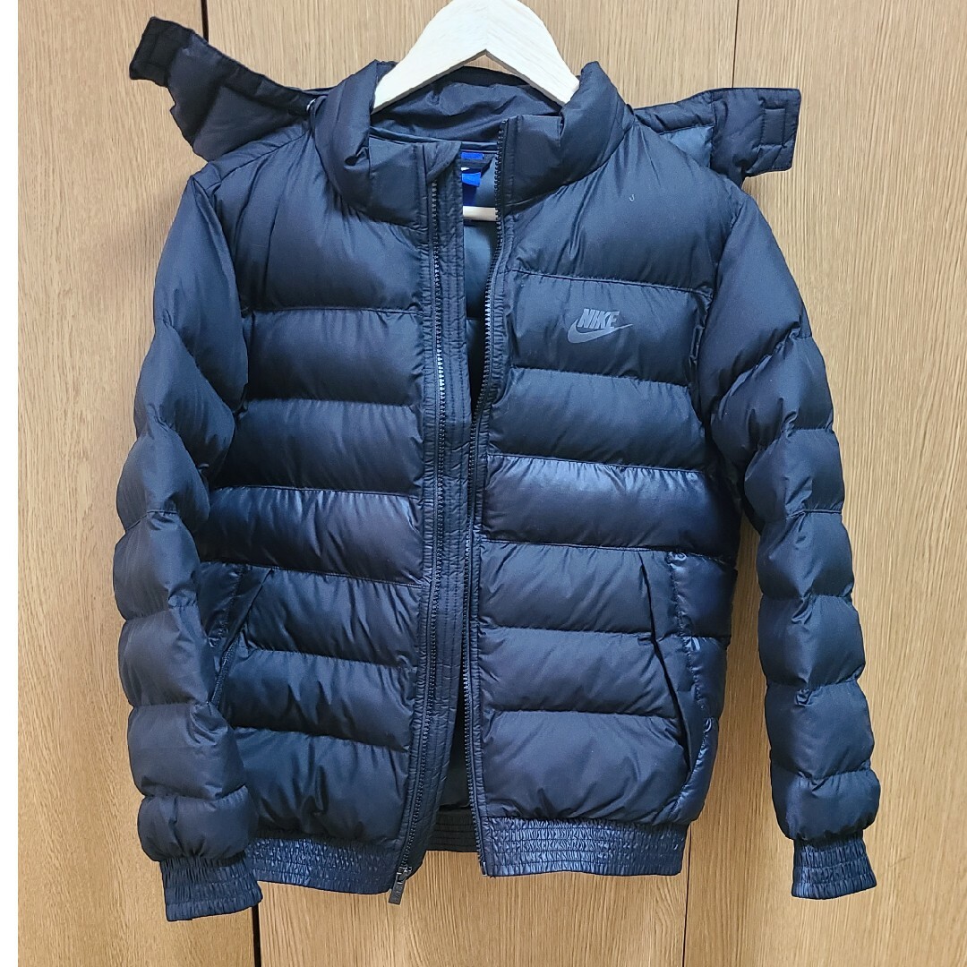 NIKE(ナイキ)のNIKE　アウター キッズ/ベビー/マタニティのキッズ服男の子用(90cm~)(ジャケット/上着)の商品写真