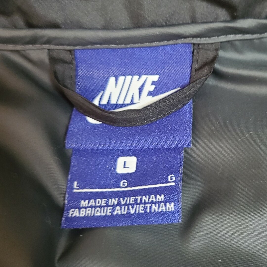 NIKE(ナイキ)のNIKE　アウター キッズ/ベビー/マタニティのキッズ服男の子用(90cm~)(ジャケット/上着)の商品写真