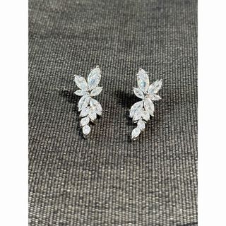 ピアス(ピアス)