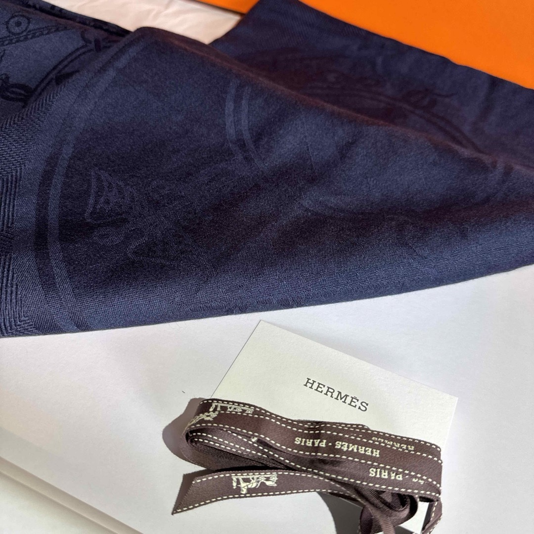 HERMES - エルメス ストール ポンチョ エクスリブリス ネイビー HERMES - エルメス ストール ポンチョ エクスリブリス ネイビー