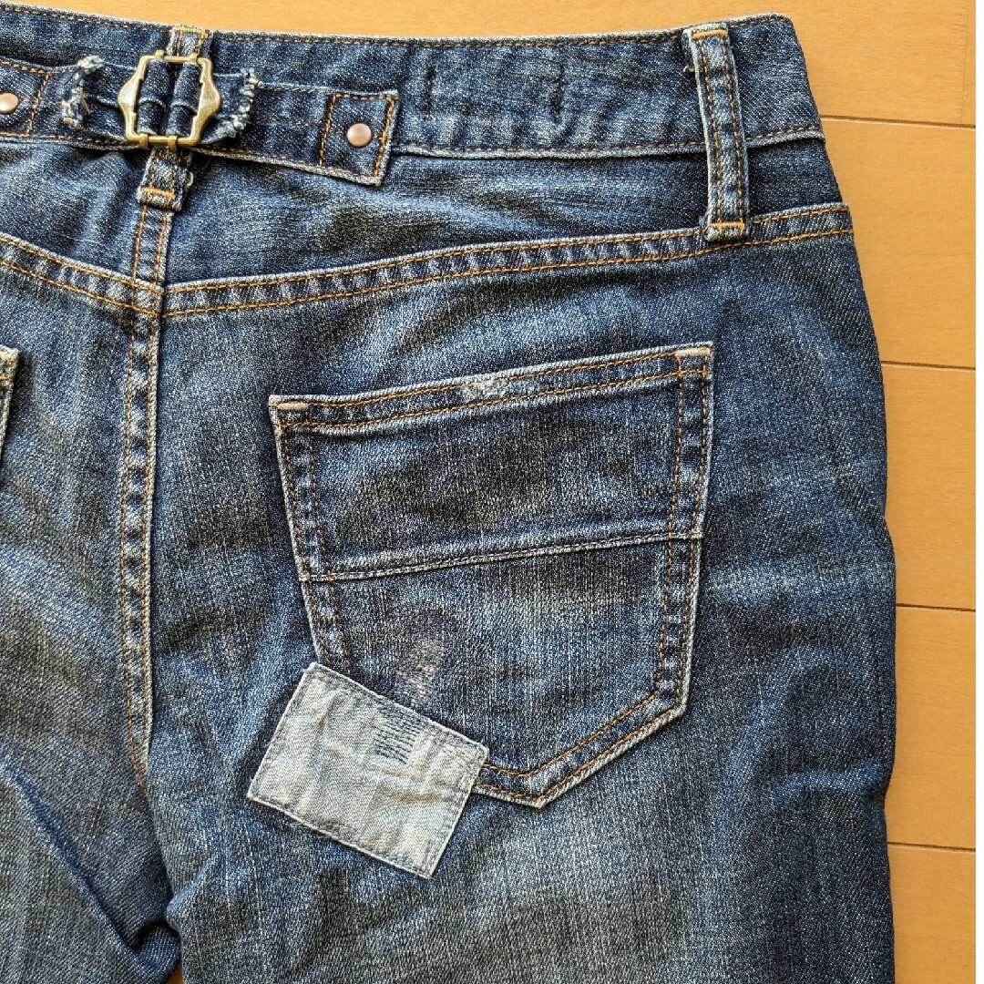 GAP(ギャップ)のGAP EASY STRAIGHT　パッチワークステッチ　ダメージ　デニムパンツ レディースのパンツ(デニム/ジーンズ)の商品写真