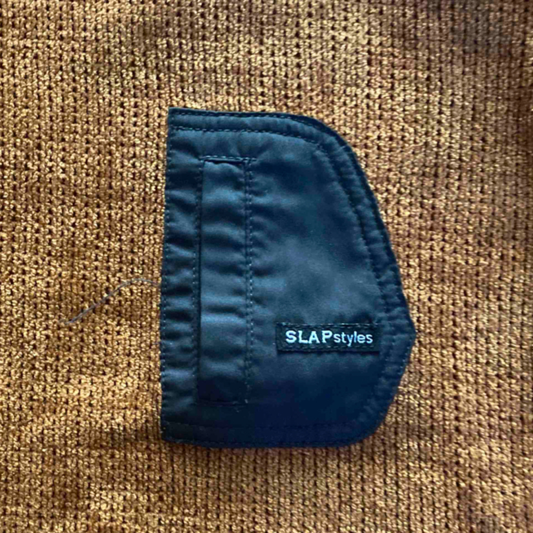 SLAP SLIP(スラップスリップ)の【美品】SLAP SLIP トレーナー　120 キャメル　パッチ　星 キッズ/ベビー/マタニティのキッズ服女の子用(90cm~)(Tシャツ/カットソー)の商品写真