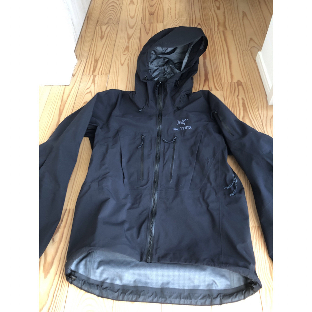 ARC'TERYX(アークテリクス)のアークテリクス/ARC’TERYX アルファSV ゴアテックス ジャケット  メンズのジャケット/アウター(マウンテンパーカー)の商品写真